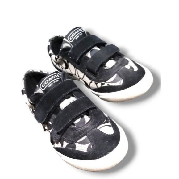 Coach New York Size 6.5 B Womens Priya Black Signature Print Strap Sneakers GUC - Picture 3 of 16